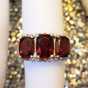 NWOT 3-Stone Vermelho Garnet Sterling Silver Ring